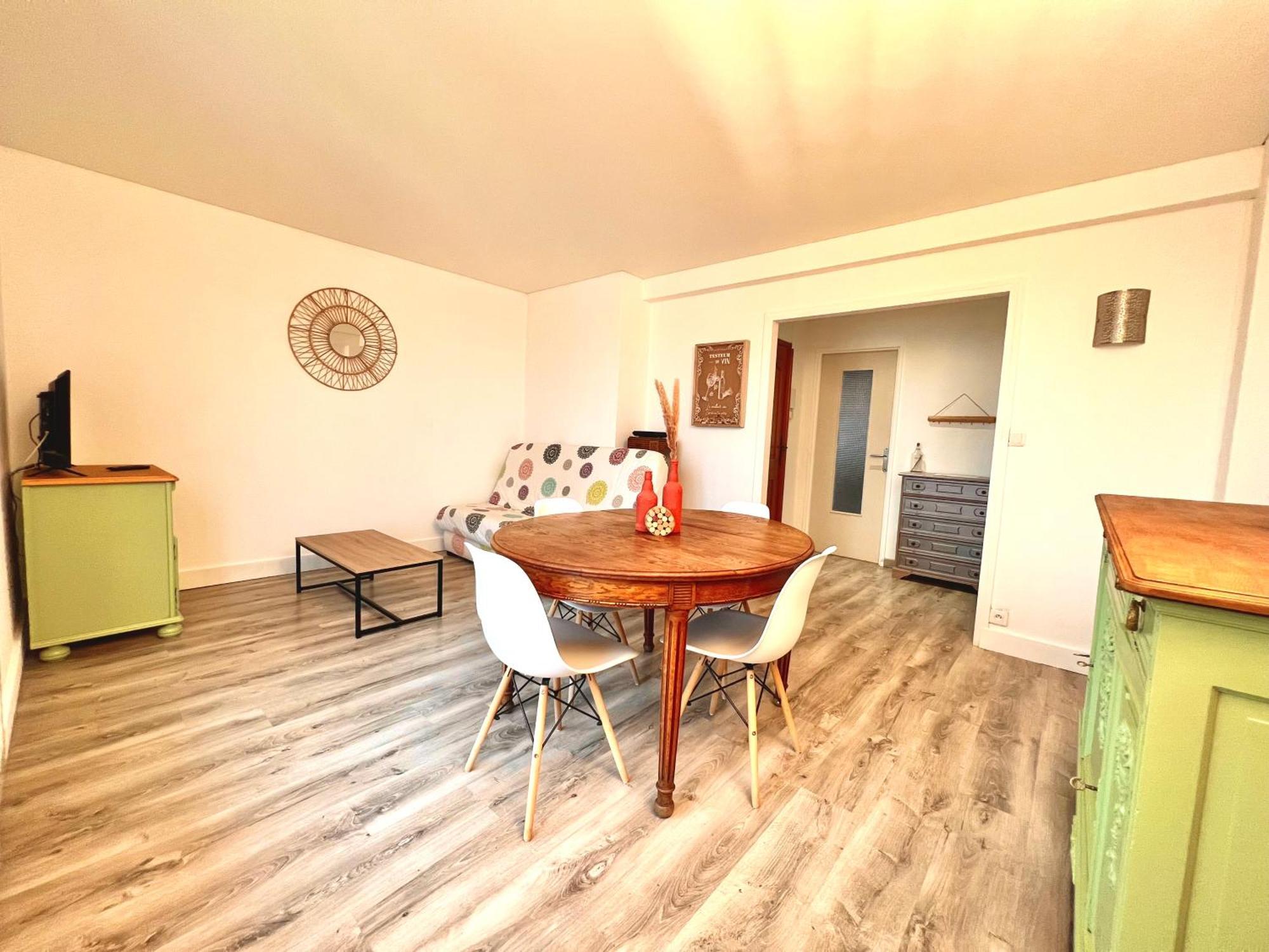 Appartement Proche Gare, 6 Voyageurs Et Stationnement Gratuit Reims Esterno foto