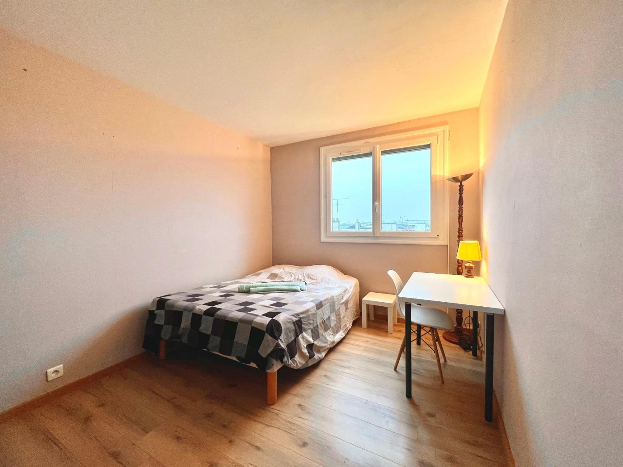 Appartement Proche Gare, 6 Voyageurs Et Stationnement Gratuit Reims Esterno foto